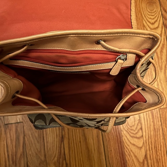 Coach Backpack Vintage Monogram… Very nice preowned condition, beautiful piece! - Picture 6 of 12